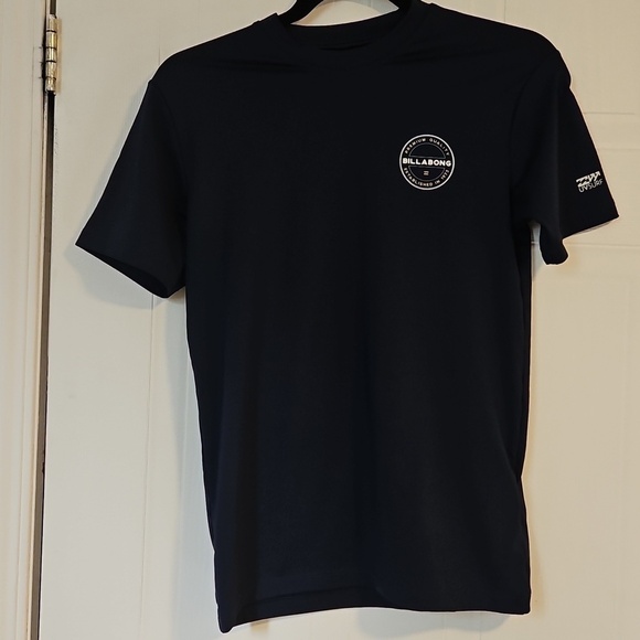 Billabong Other - Billabong T-shirt Uvsurf small Get Ready For Summer! UPF 50 Sun Protection